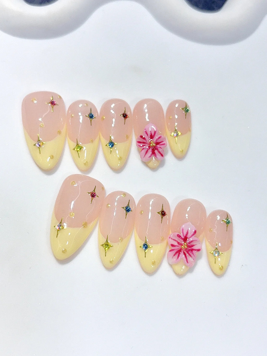 C458 - Medium Nude Yellow Almond French Tip 3D Flowers - view 5