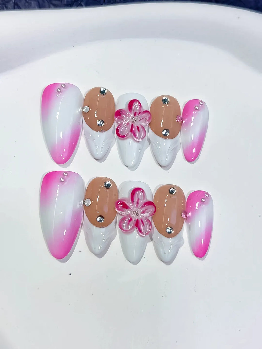 White Pink Nude Ombre Flower Rhinestone press on nails close up