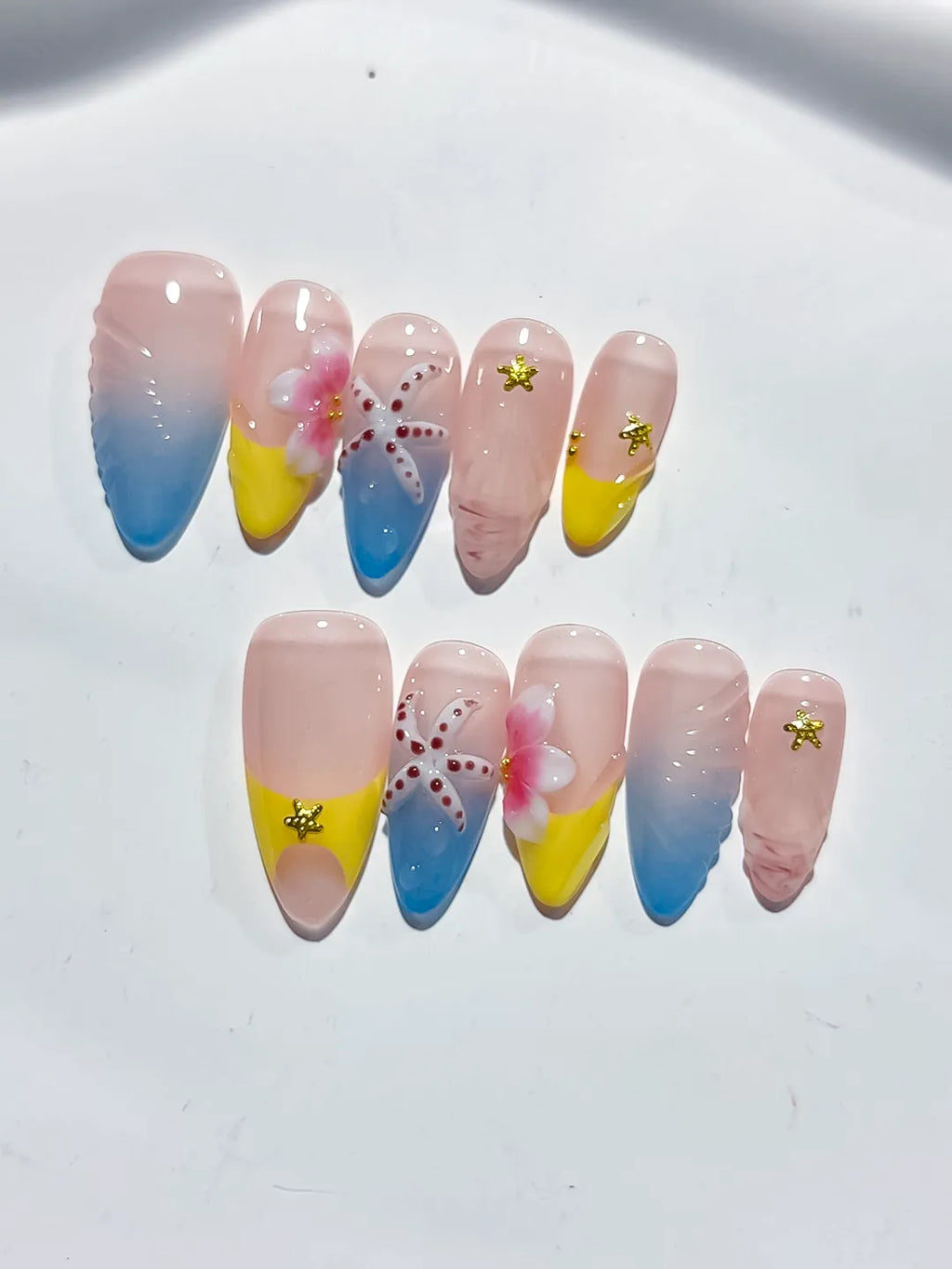 Nude Blue Yellow Pink Abstract Flower Starfish Shell press on nails close up