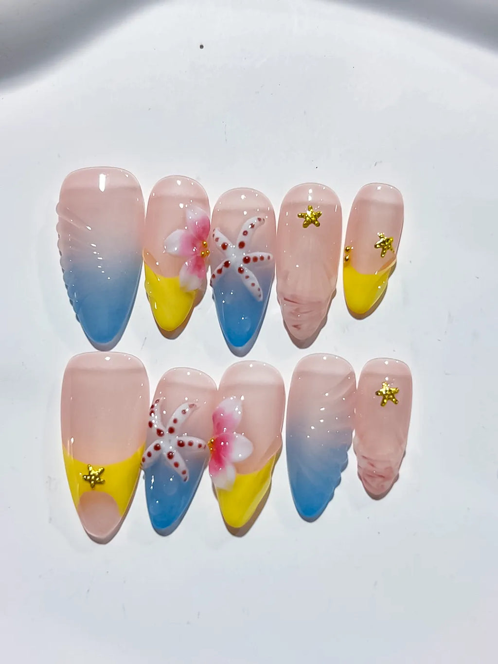 Nude Blue Yellow Pink Abstract Flower Starfish Shell press on nails detail view