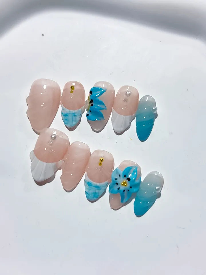 Nude White Blue French tip Flower Shell press on nails detail view
