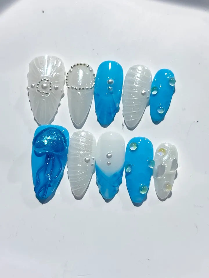 Blue White Abstract Bow Pearl Shell press on nails detail view