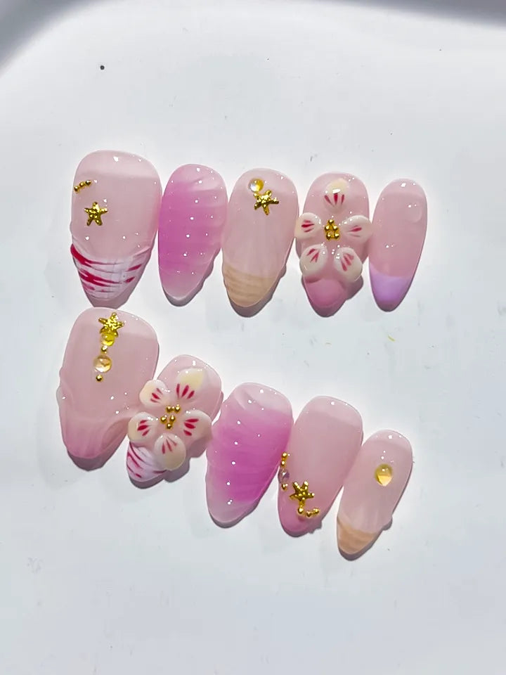 Pink White Gold Ombre Flower Star press on nails detail view