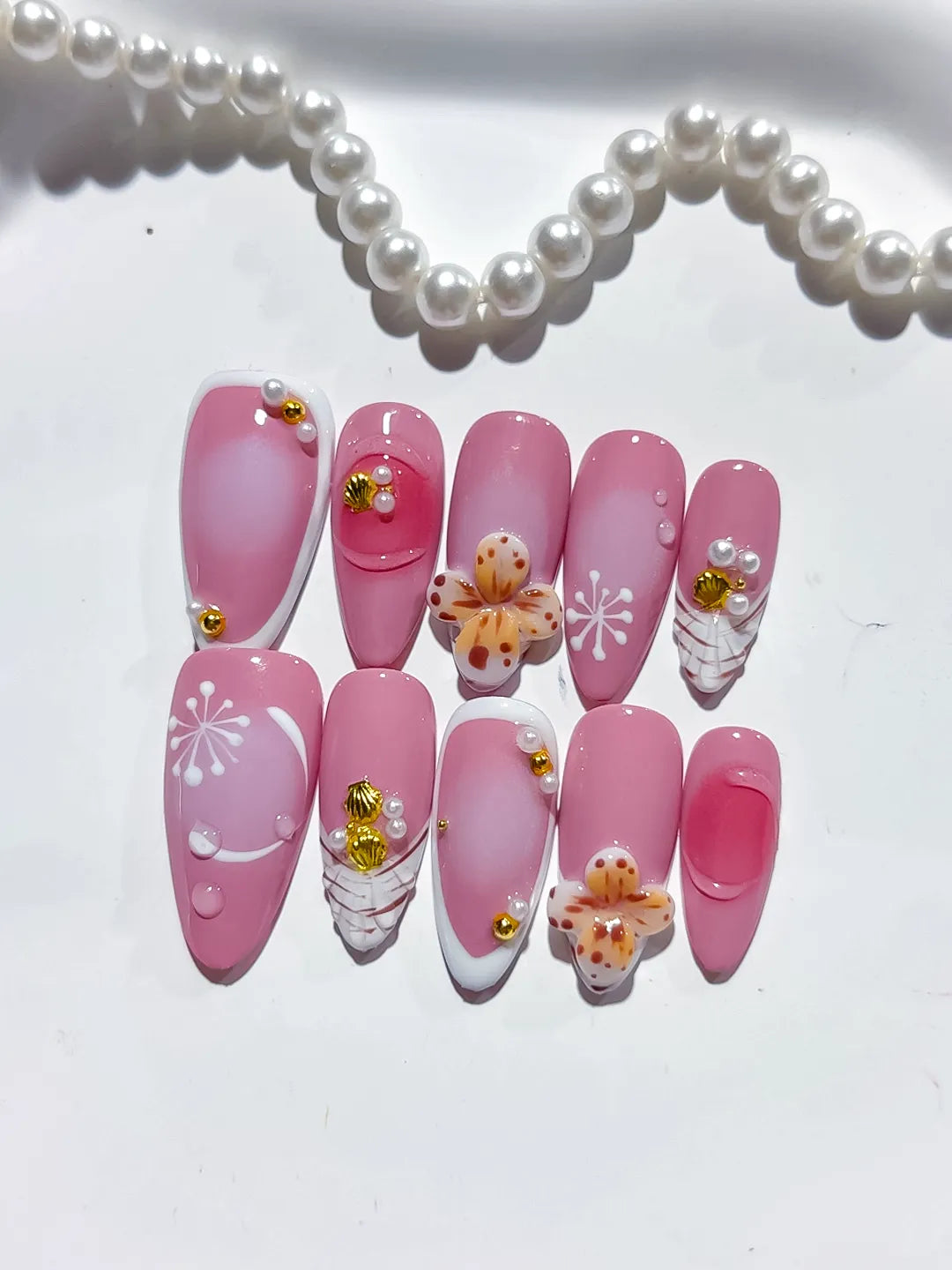 Pink White Gold Solid color Flower Pearl Metallic Charm press on nails detail view
