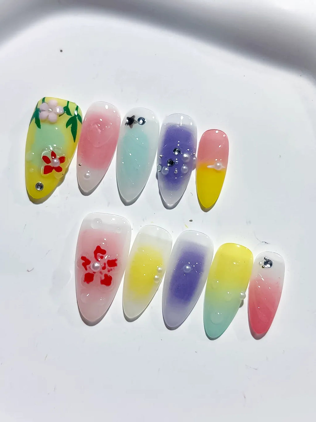 Green Yellow Purple Pink White Ombre Flower Star Rhinestone press on nails detail view