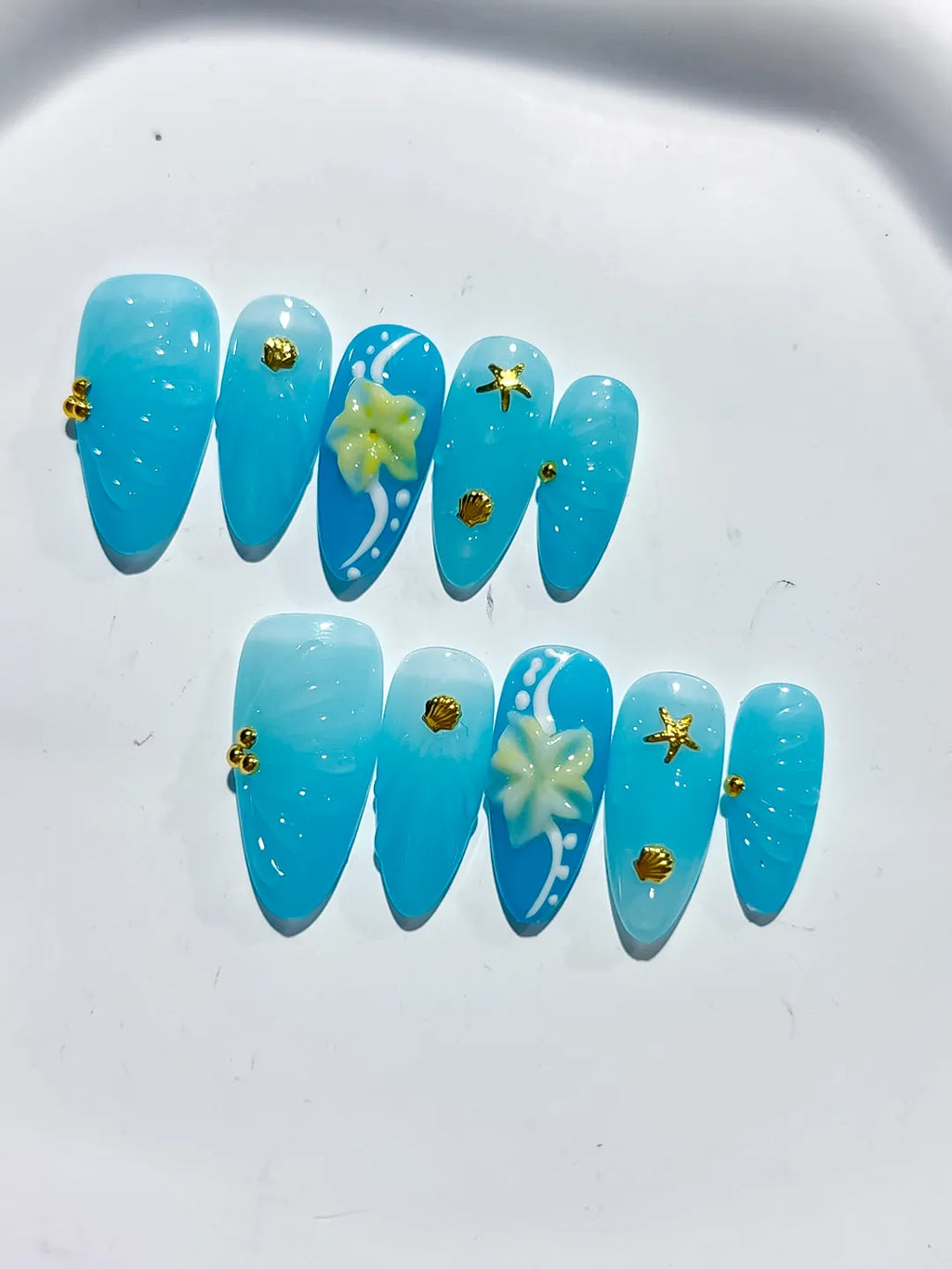 Blue Yellow Solid color Flower Starfish Shell press on nails detail view
