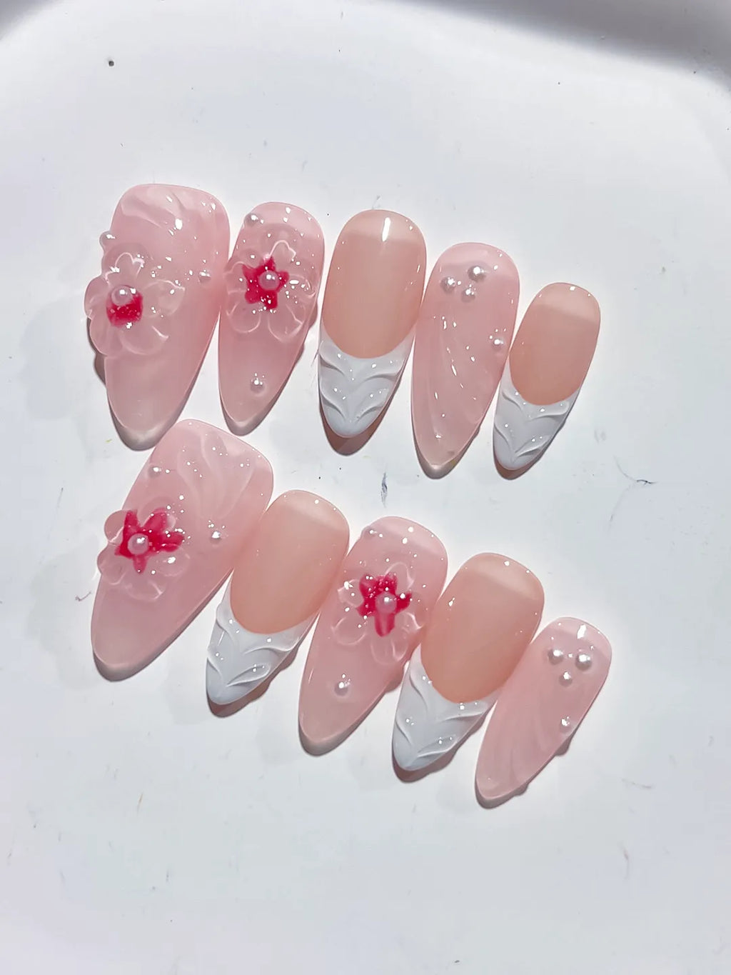 Pink White Solid color Flower Pearl Bow press on nails detail view