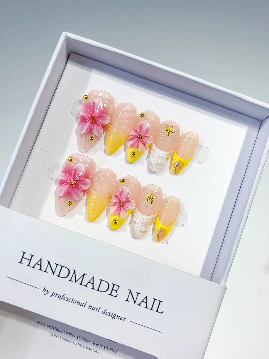 Nude Pink Yellow White Ombre Flower Star Shell press on nails