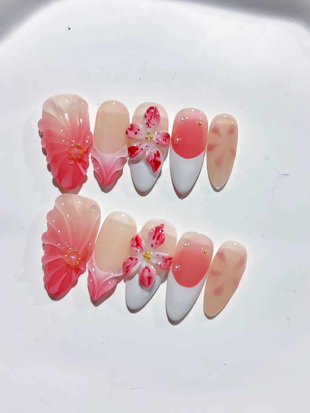 Nude Pink White Red Ombre Flower press on nails detail view