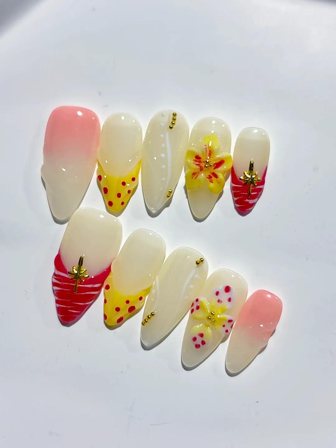 White Yellow Pink Red Abstract Flower Dot Pattern Star press on nails detail view