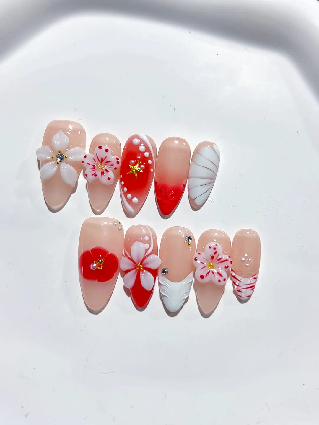 Nude Red White Abstract Flower Star Shell press on nails