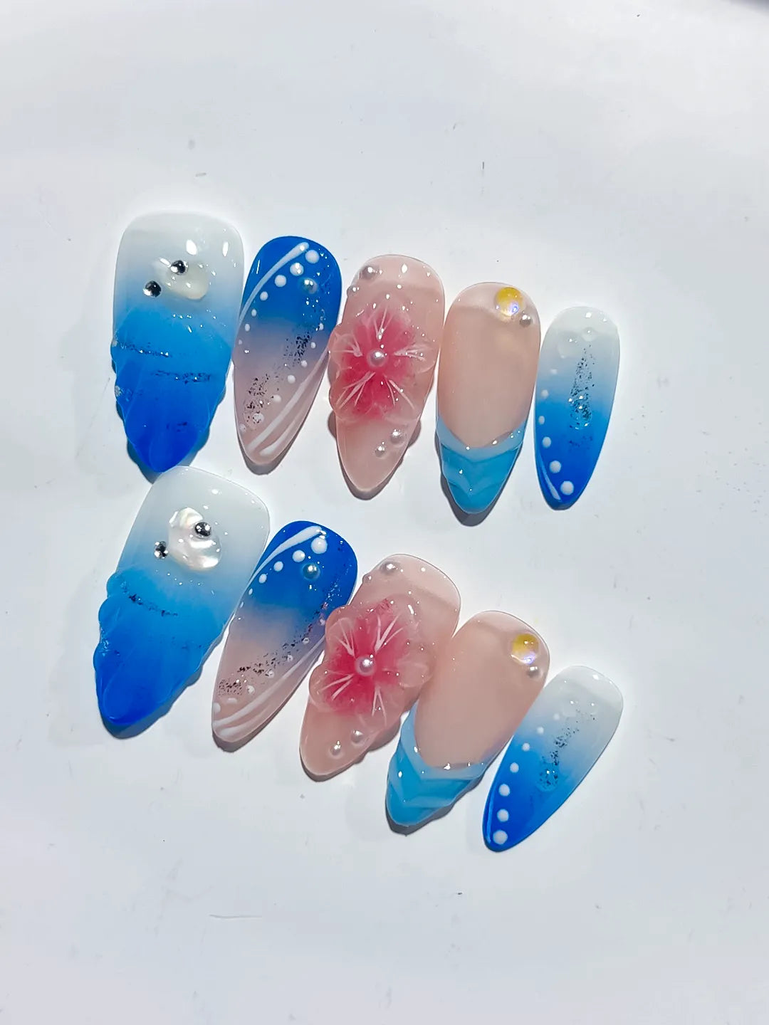 Nude Blue Pink Silver Ombre Flower Glitter press on nails detail view