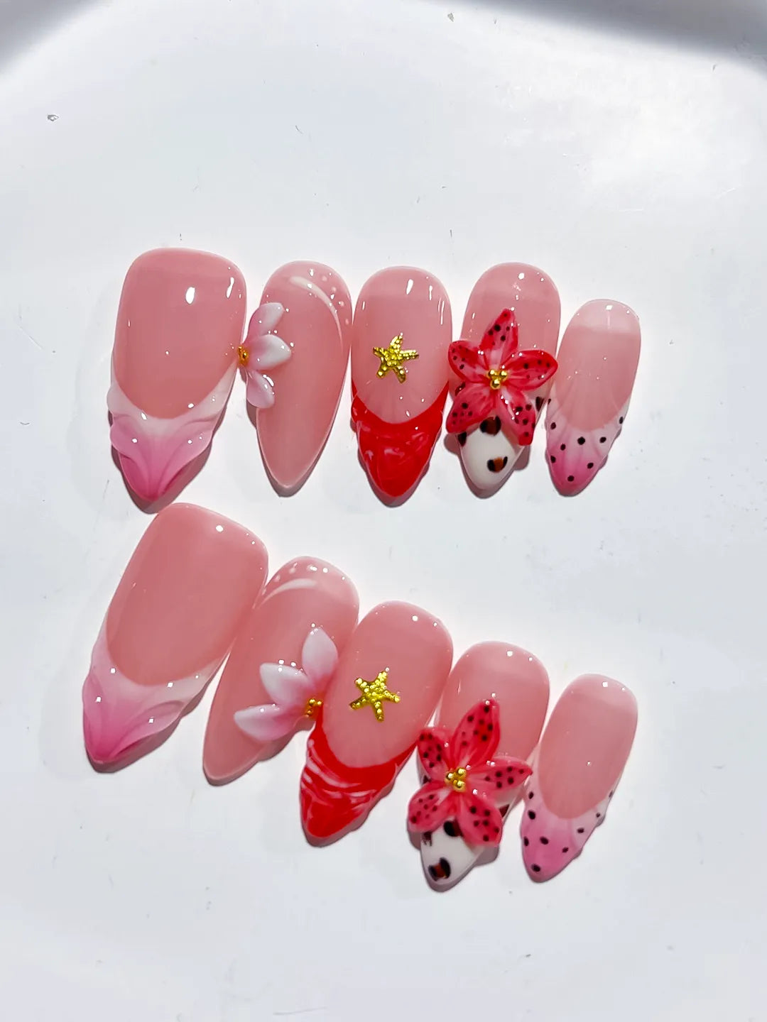 Pink Red White Black Abstract Flower Star Dot Pattern press on nails detail view