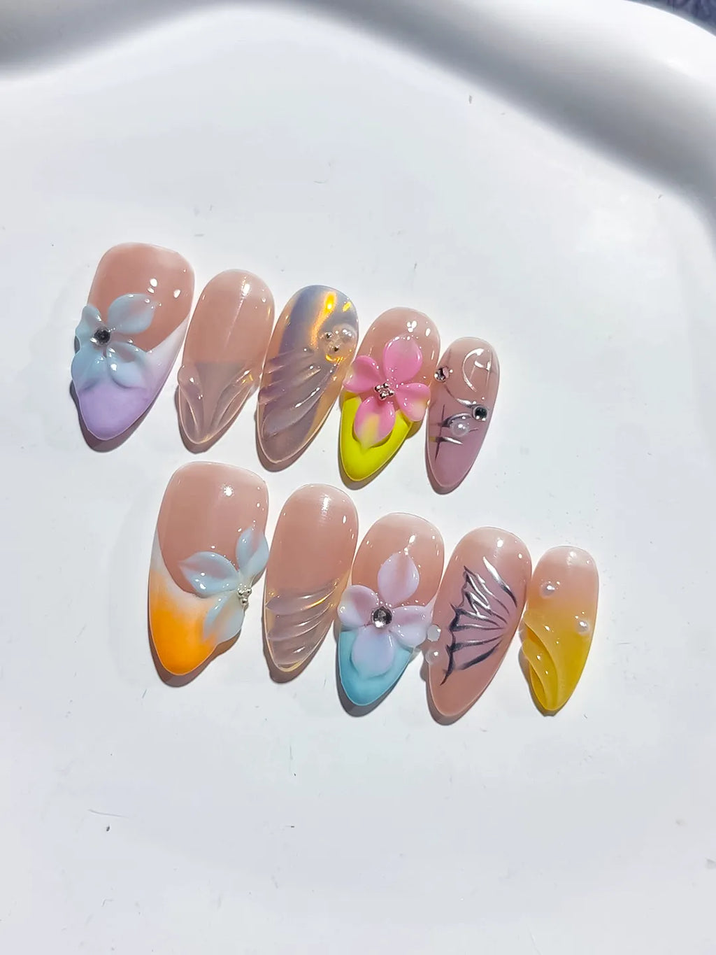 Nude Yellow Blue Purple Silver Abstract Flower Leaf Metallic Charm press on nails detail view