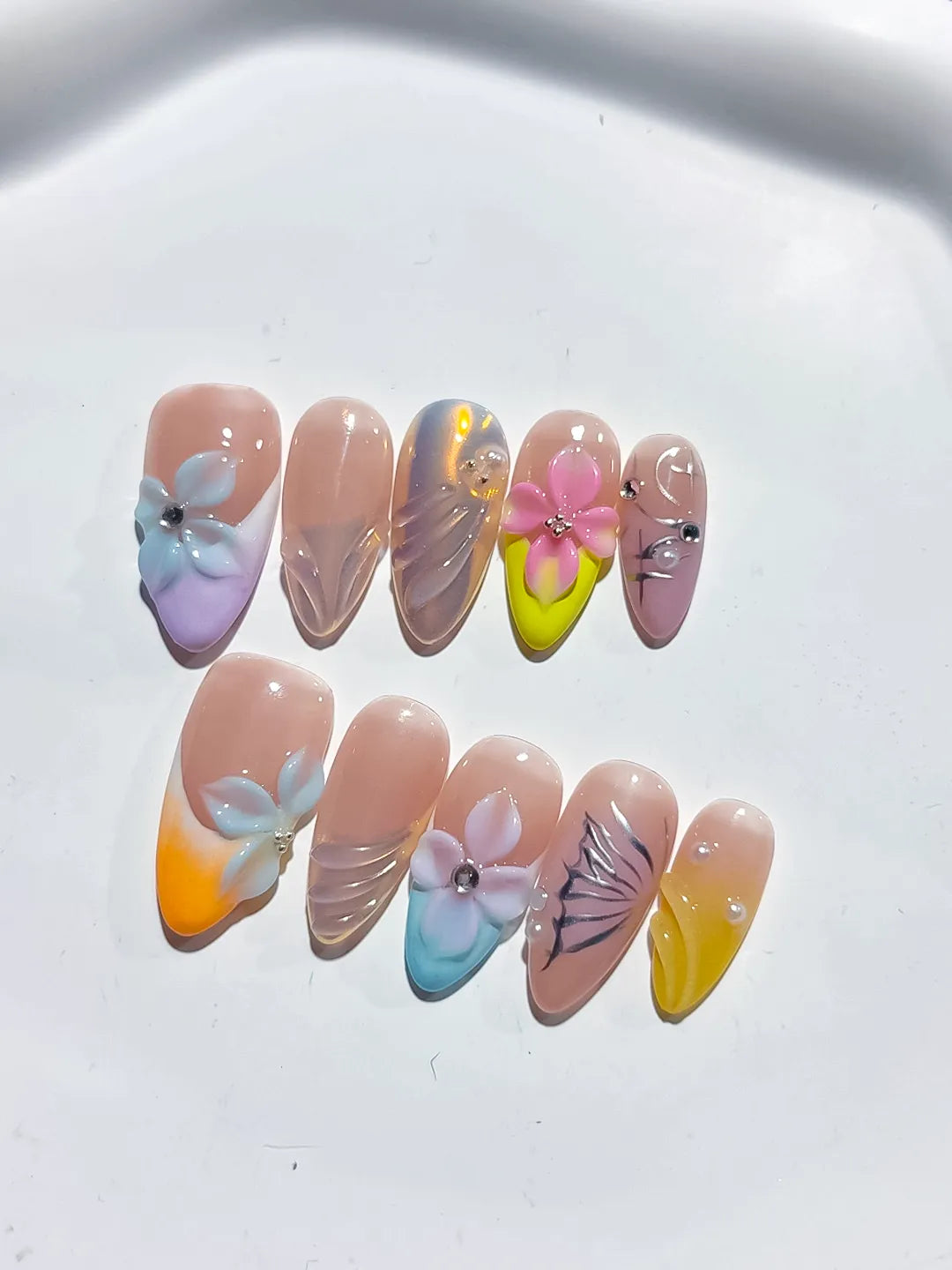 Nude Yellow Blue Purple Silver Abstract Flower Leaf Metallic Charm press on nails detail view
