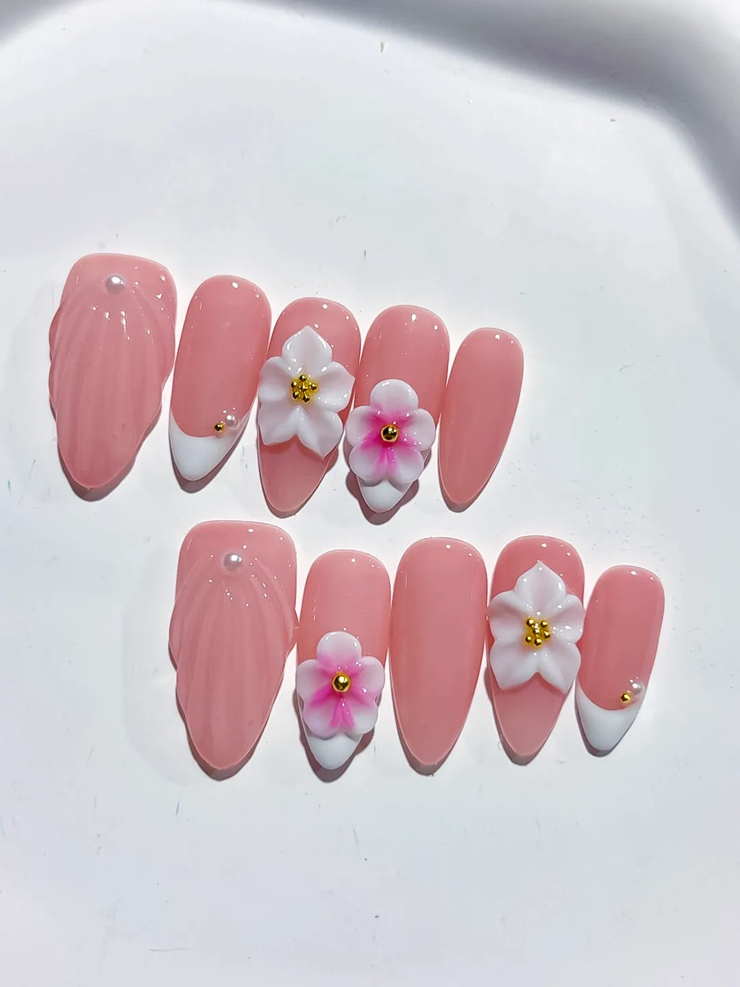 Pink White Solid color Flower press on nails detail view