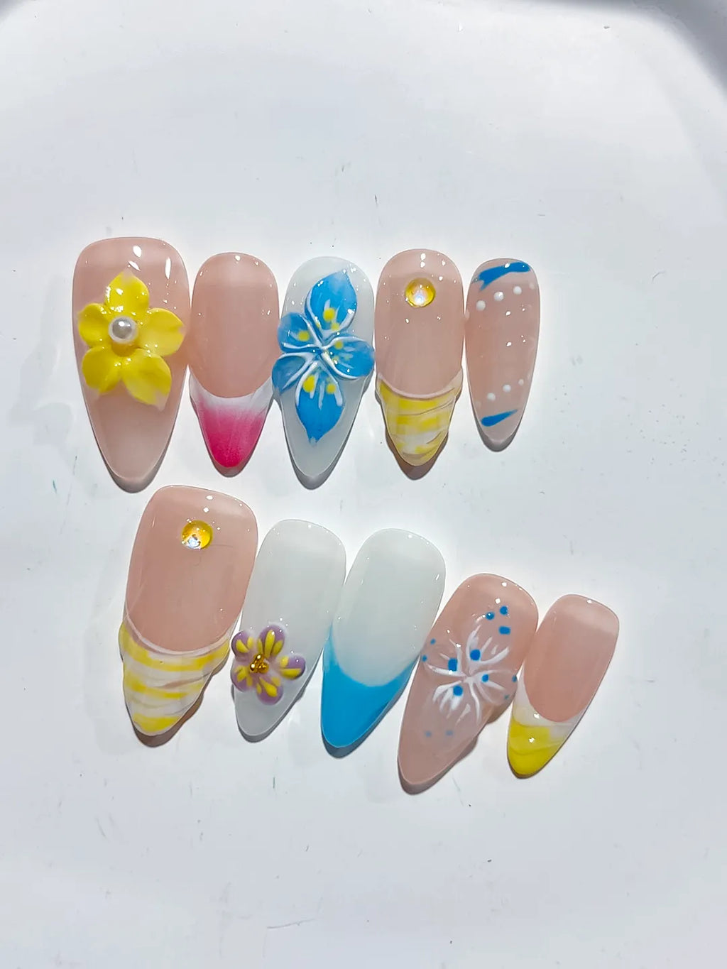 Nude Pink Yellow Blue Silver Abstract Flower Leaf Metallic Charm press on nails close up