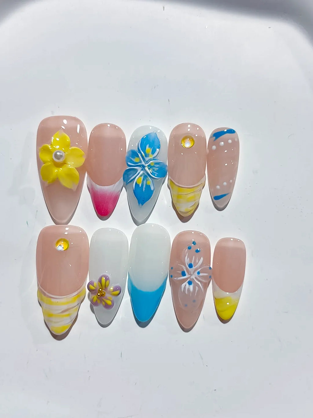 Nude Pink Yellow Blue Silver Abstract Flower Leaf Metallic Charm press on nails detail view