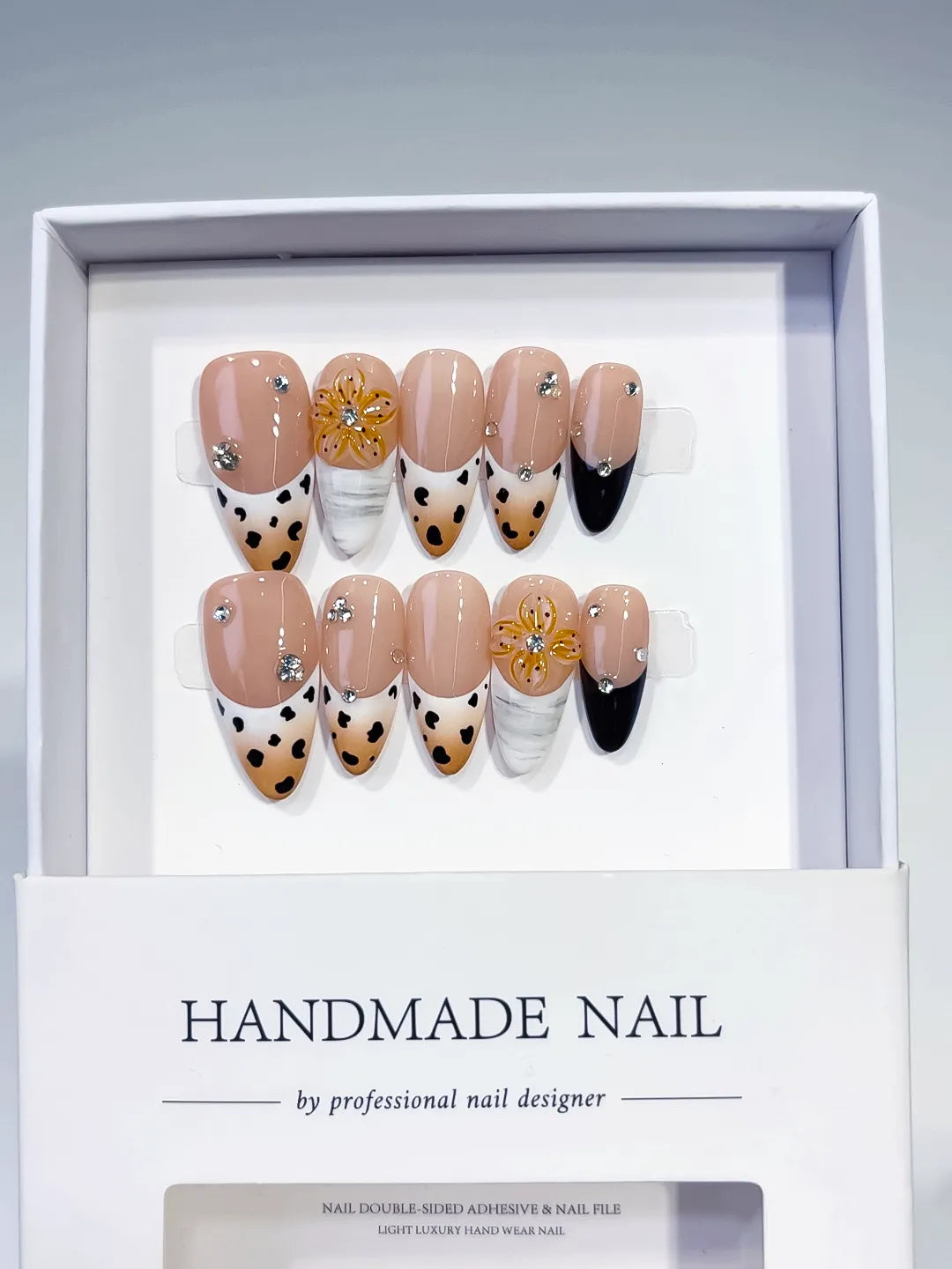 Nude Blue Gold Abstract Starfish Shell Glitter press on nails full set view