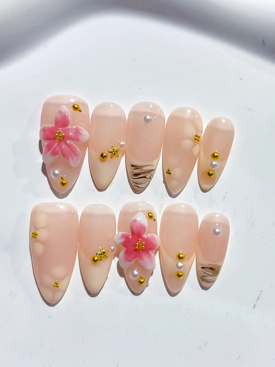 Nude Pink Gold Brown Solid color Flower Metallic Charm press on nails detail view