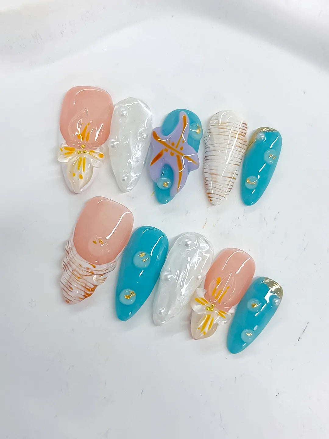 Nude Blue White Orange Gold Abstract Starfish Shell Pearl press on nails close up