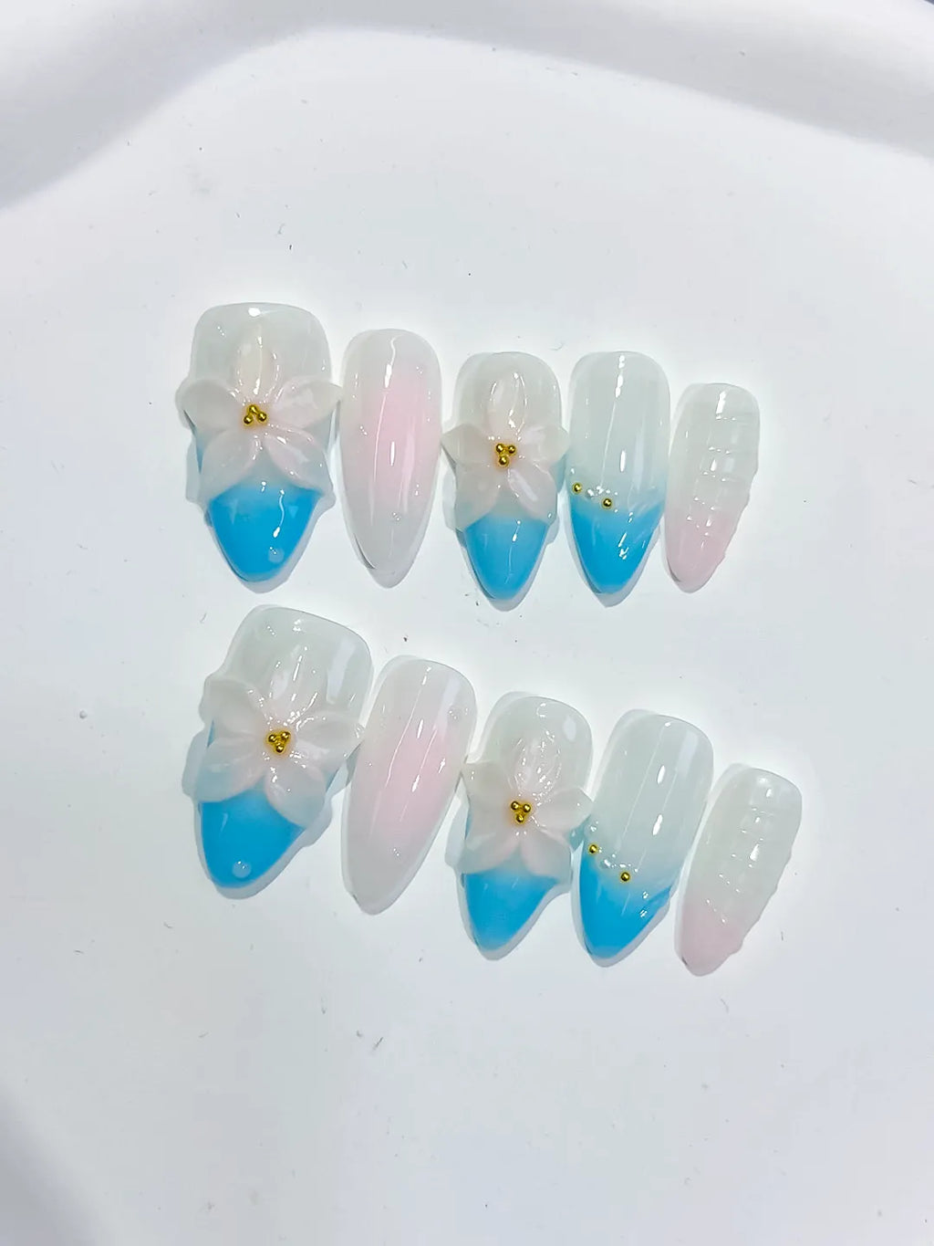 White Blue Pink French tip Flower press on nails detail view