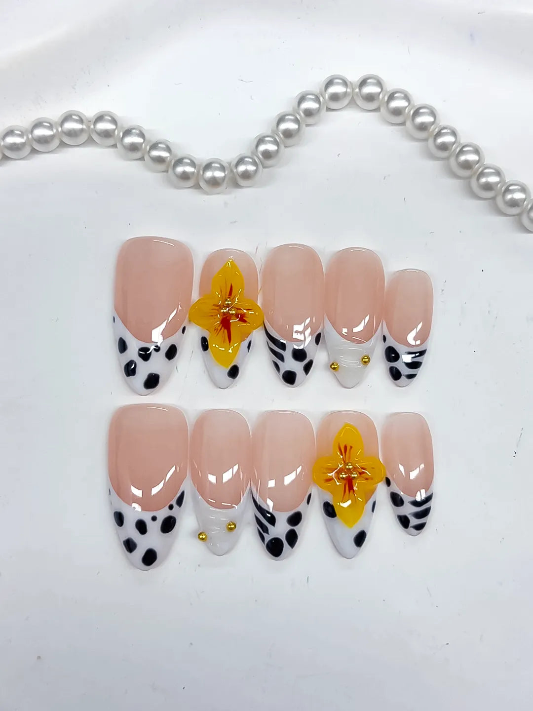 Nude Black White Yellow French tip Flower Dot Pattern press on nails detail view