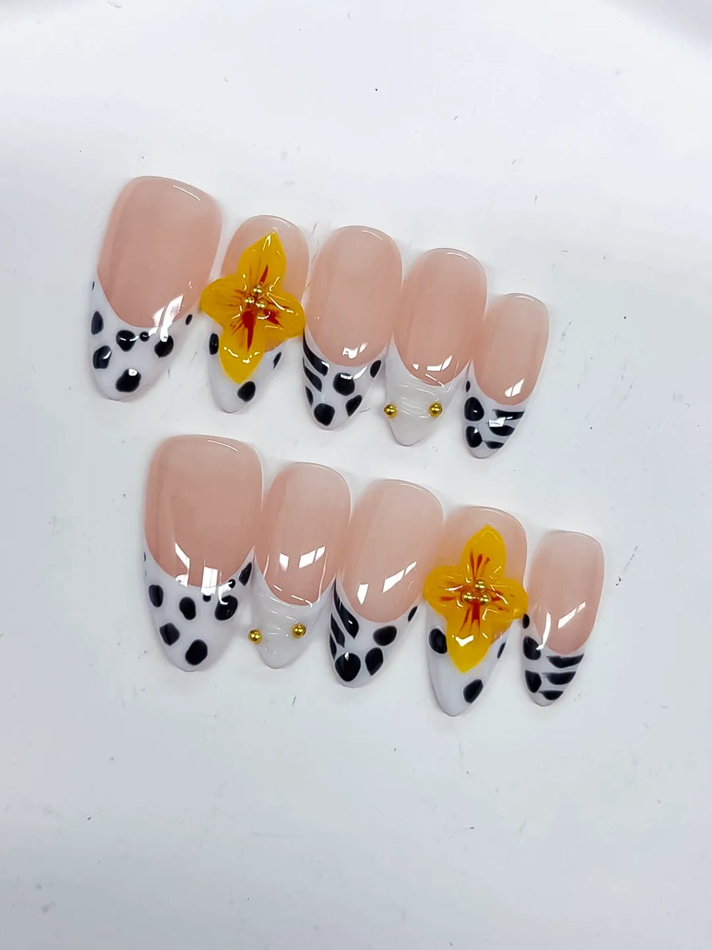 Nude Black White Yellow French tip Flower Dot Pattern press on nails detail view