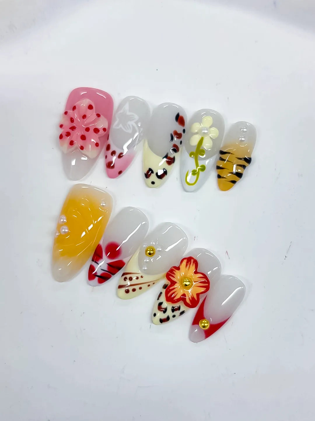 Pink Yellow White Red Black Abstract Flower Bee Fruit press on nails close up