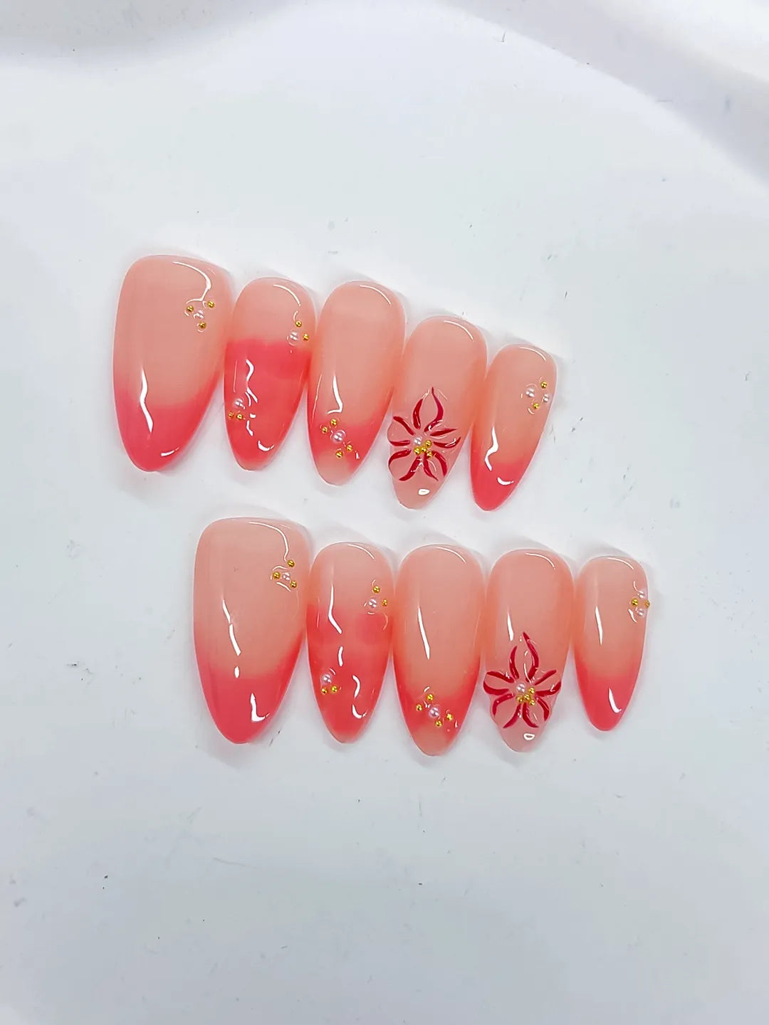 Pink Ombre Flower Stud press on nails detail view