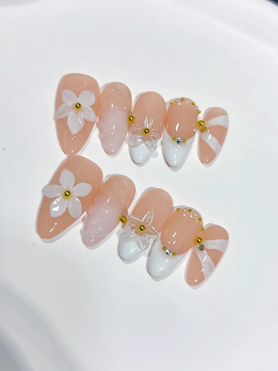 Nude White Pink Gold French tip Flower Shell Glitter press on nails detail view