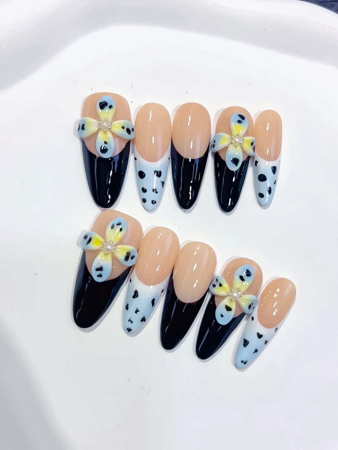 Nude Black White Yellow French tip Flower Heart press on nails detail view