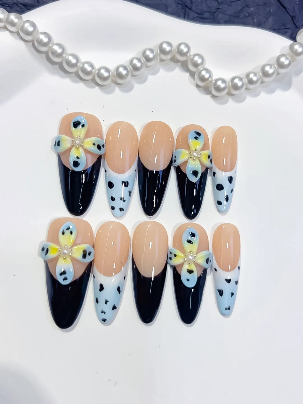 Nude Black White Yellow French tip Flower Heart press on nails close up