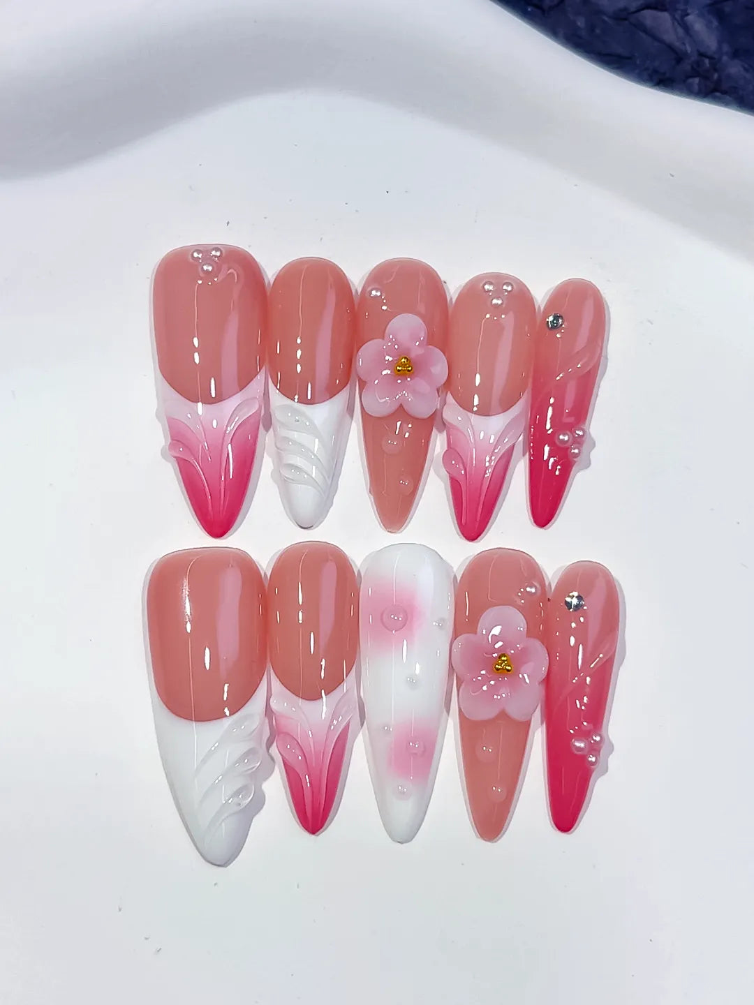Pink White French tip Flower Shell Rhinestone press on nails close up