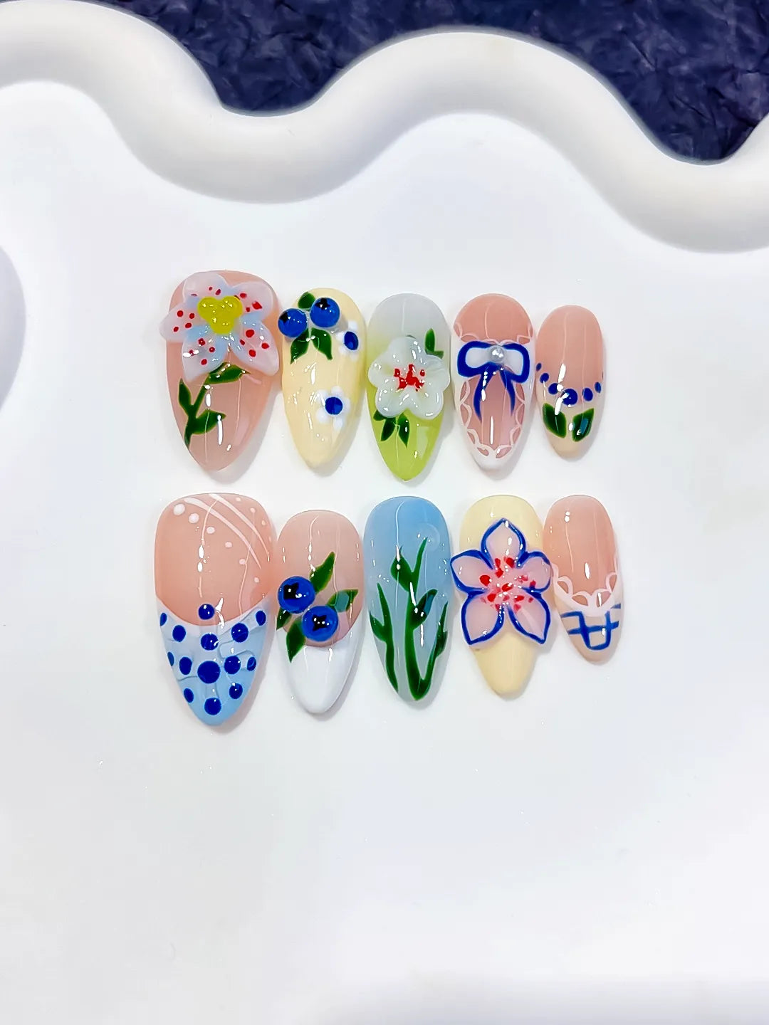 Nude White Blue Green Abstract Flower Leaf Berry press on nails close up
