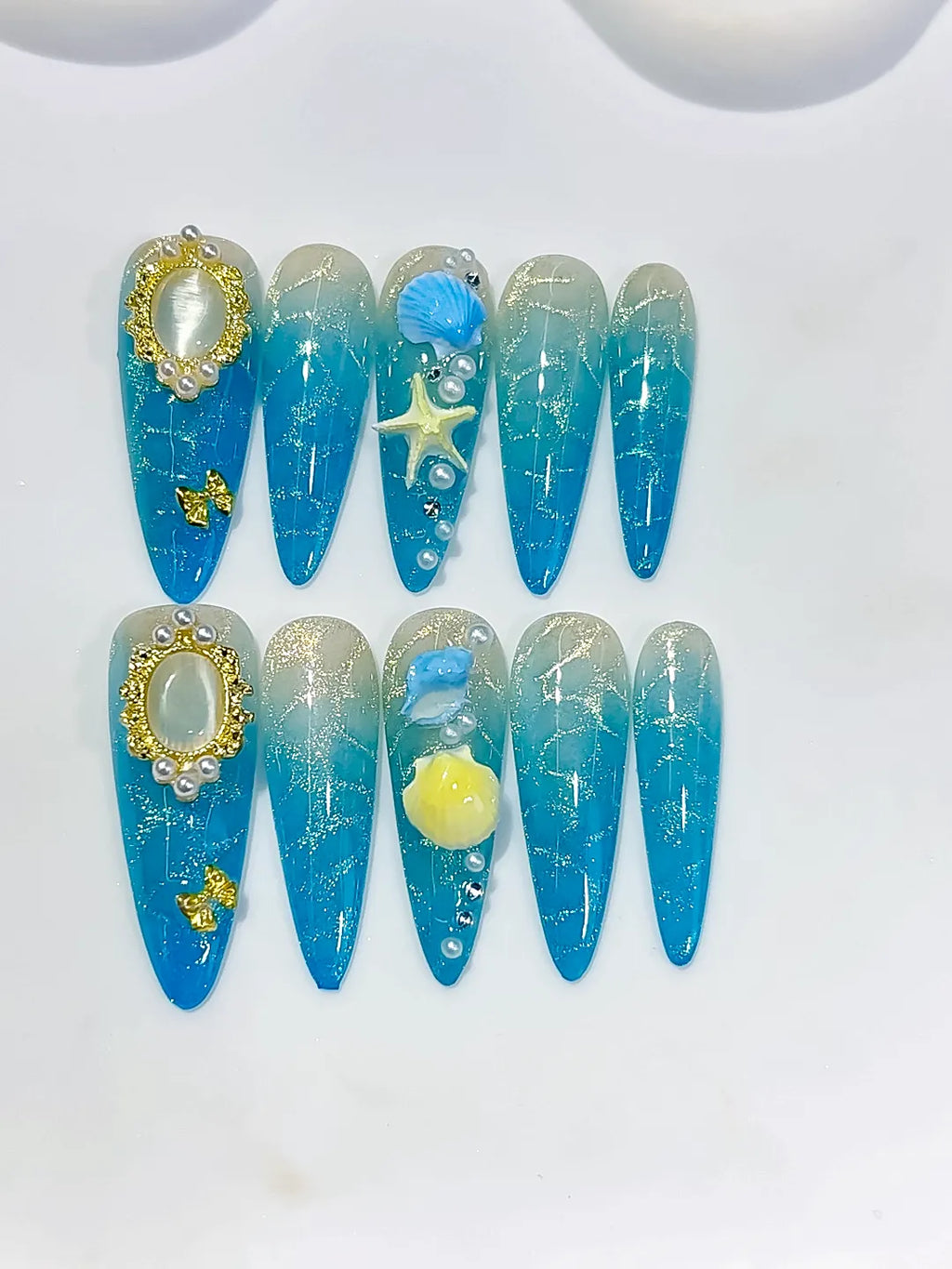 Blue Silver Gold Glitter Pearl Star Metallic Charm press on nails detail view
