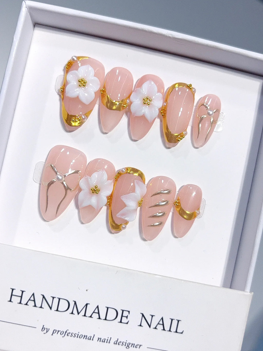 D646 - Medium Champagne Nude Almond Chrome Daisy Pearls - view 5