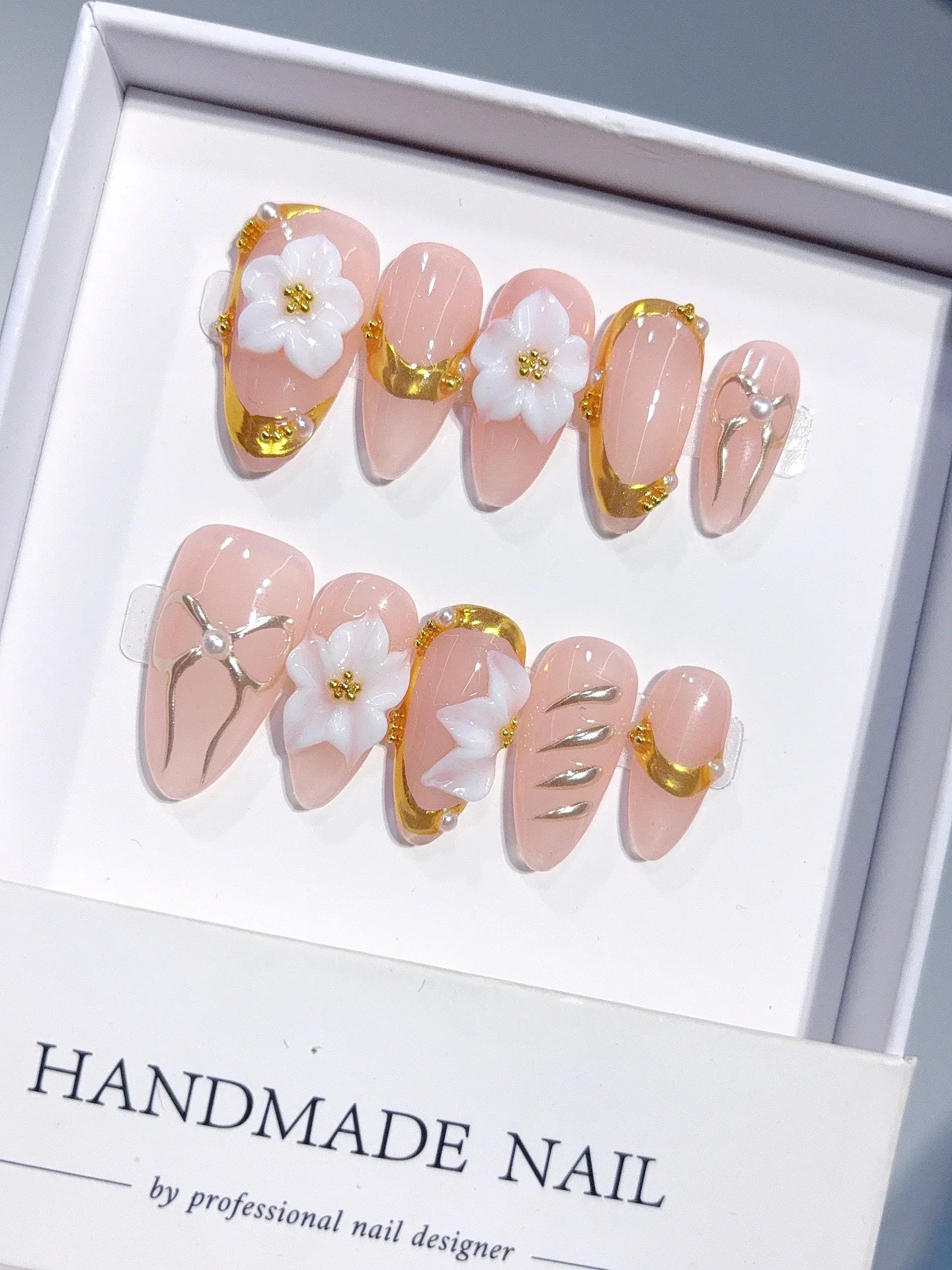 D646 - Medium Champagne Nude Almond Chrome Daisy Pearls - view 5
