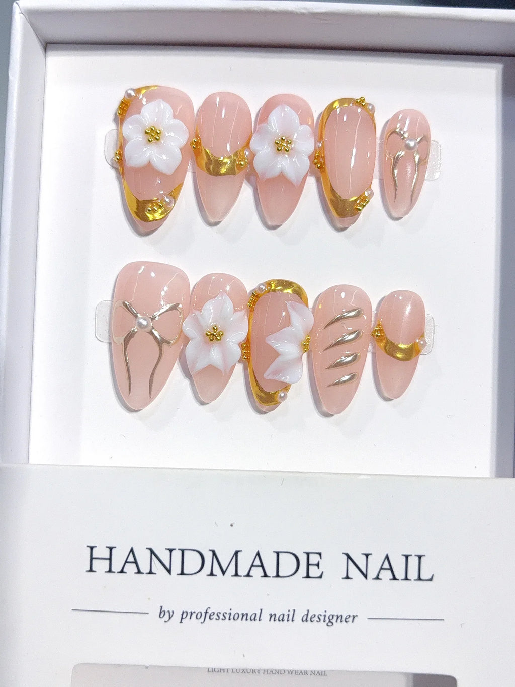 D646 - Medium Champagne Nude Almond Chrome Daisy Pearls - view 3