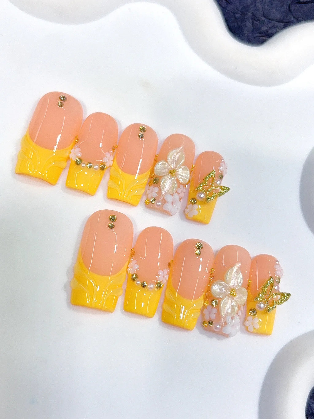 D650 - Medium Long Nude Yellow Square French Tip 3D Flowers - view 4