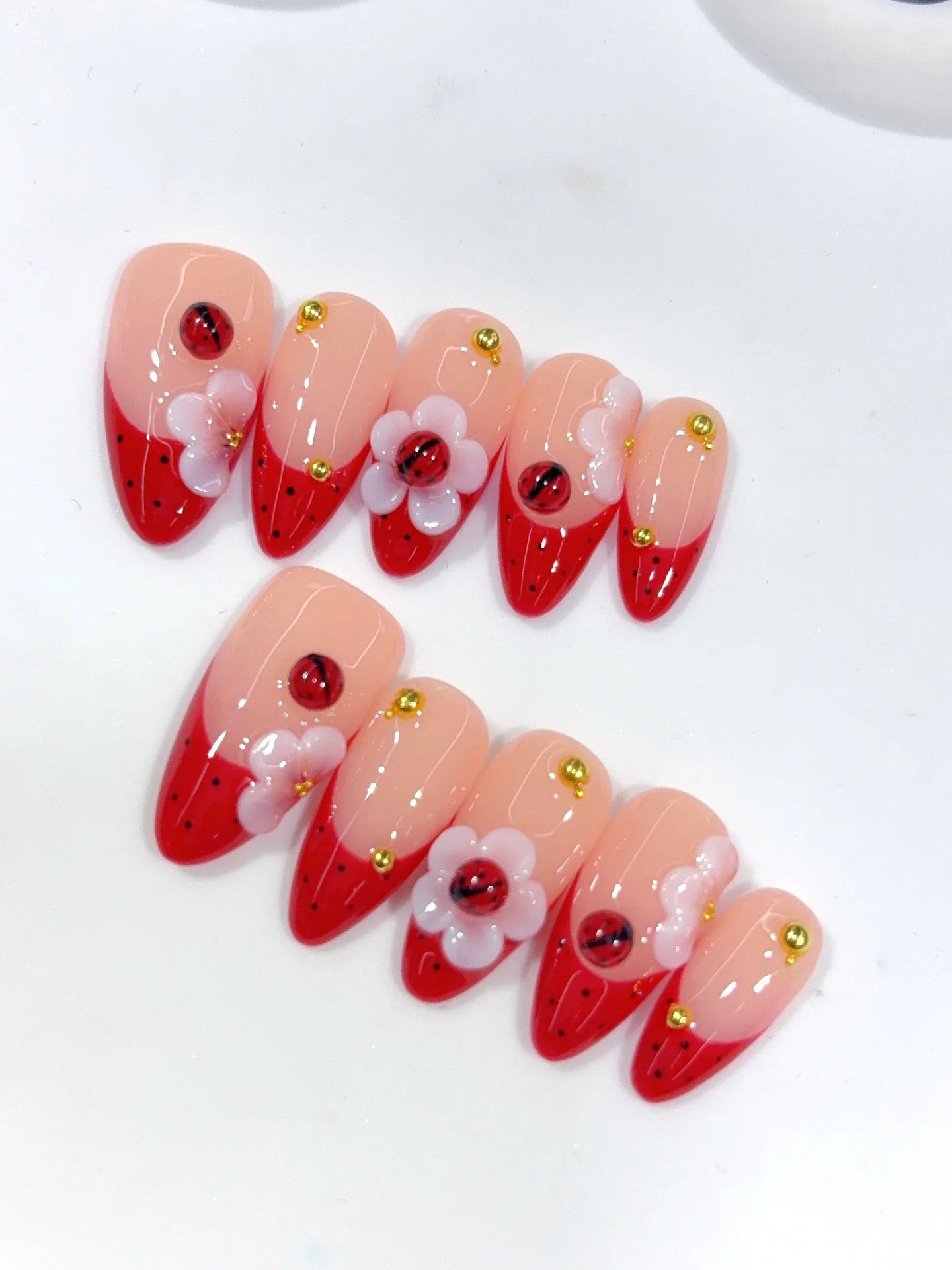 D656 - Medium Nude Red Almond French Tip Heart Flowers - view 3