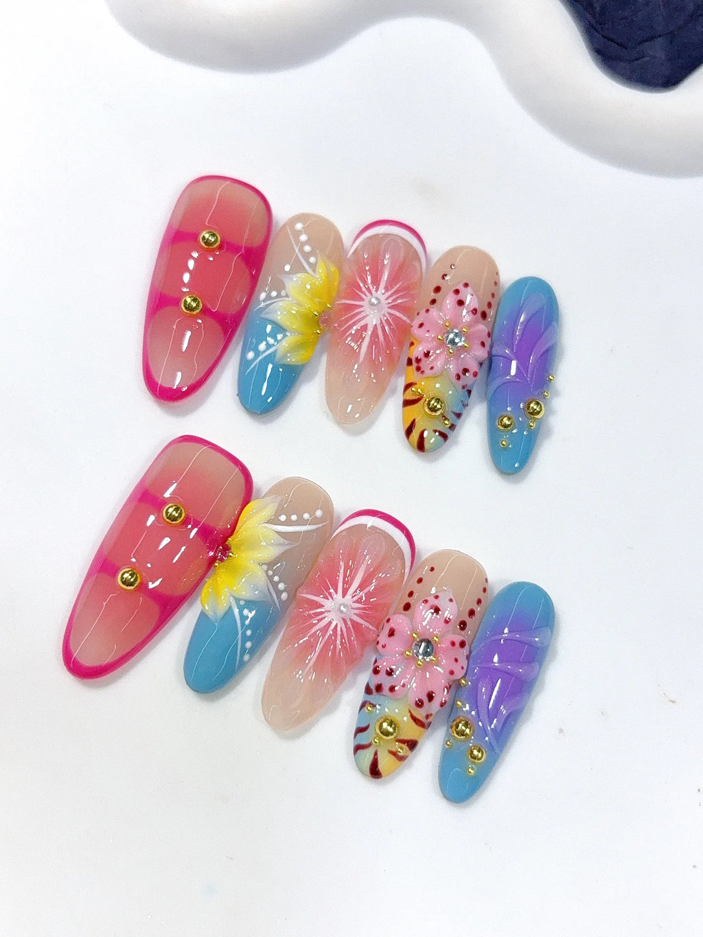 D661 - Medium Pink Blue Oval Aura Ombre 3D Flowers - view 2