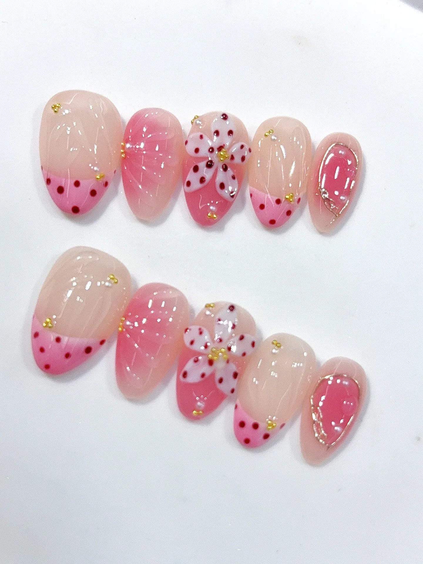 D662 - Short Nude Pink Almond French Tip Polka Dot Bows - view 3