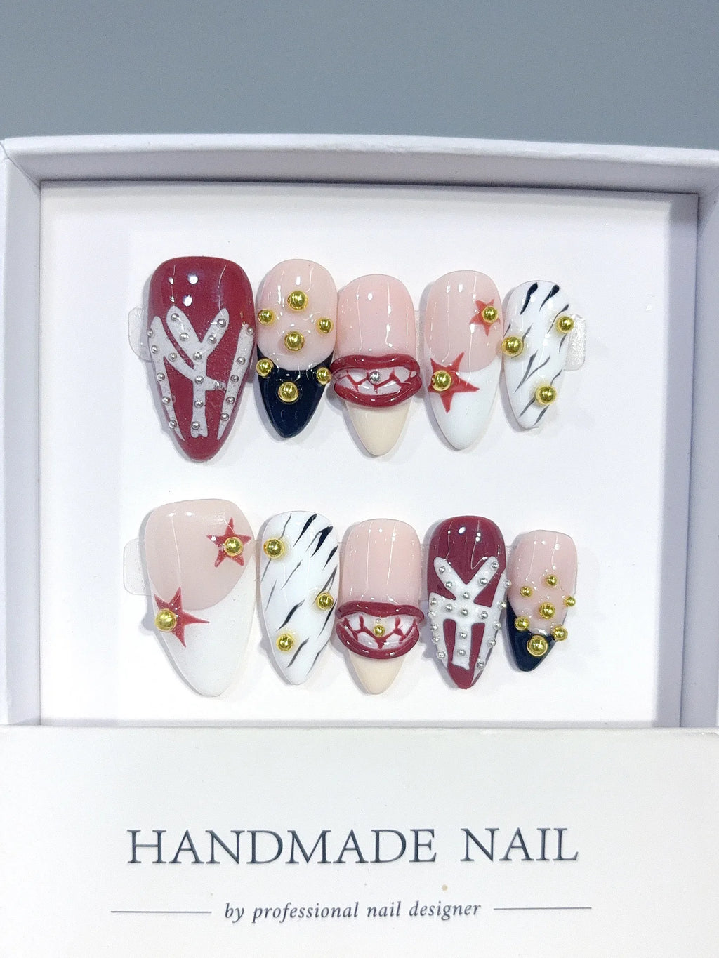 D665 - Medium Burgundy Nude Almond Y2K 3D Lips Charms - view 5