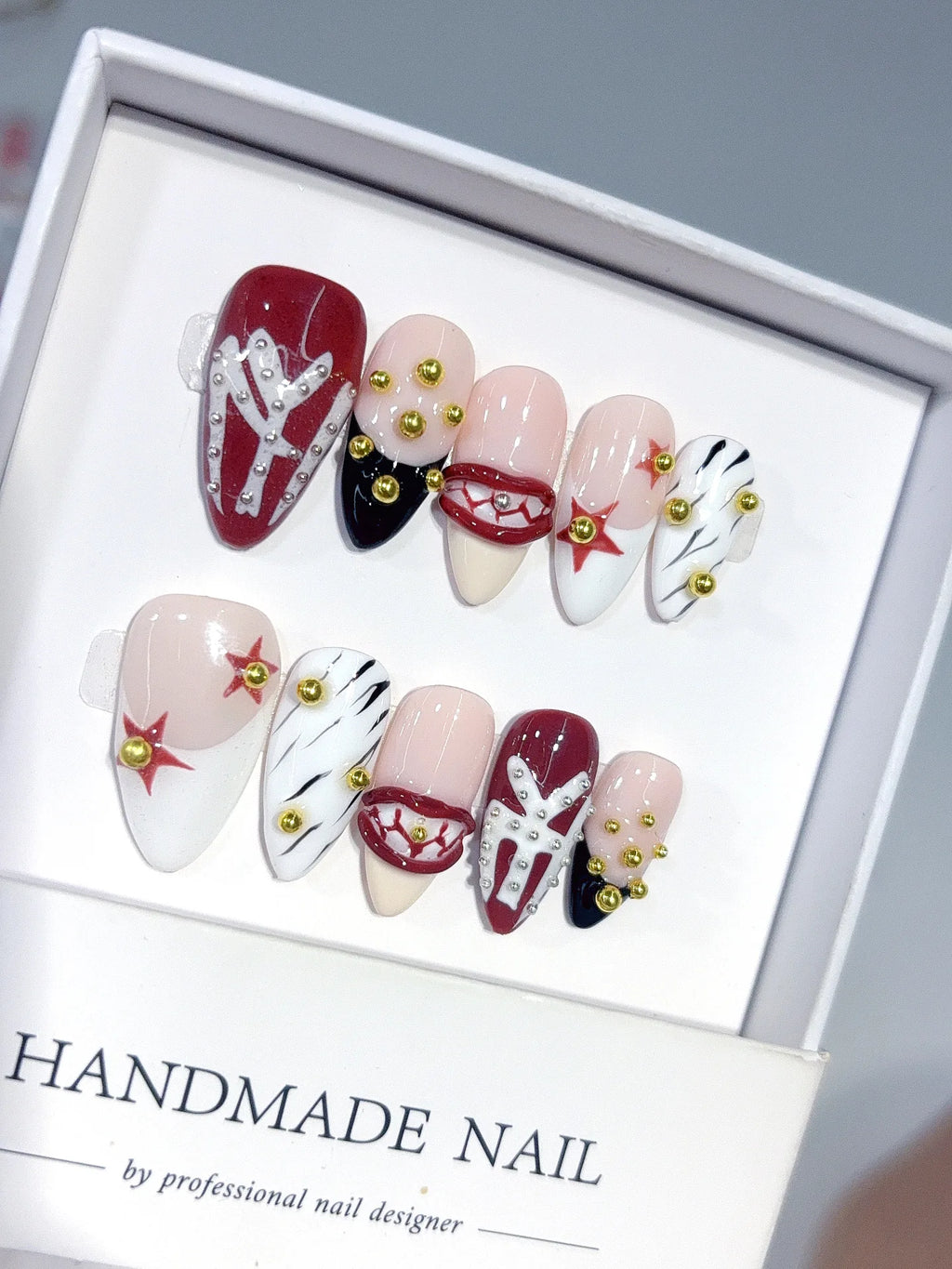 D665 - Medium Burgundy Nude Almond Y2K 3D Lips Charms - view 7