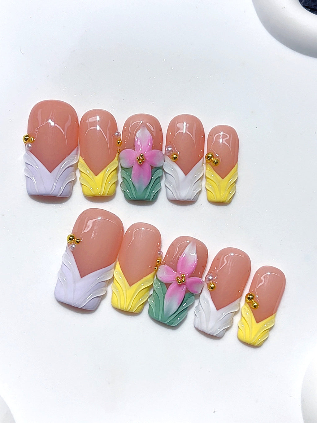 D697 product image 07