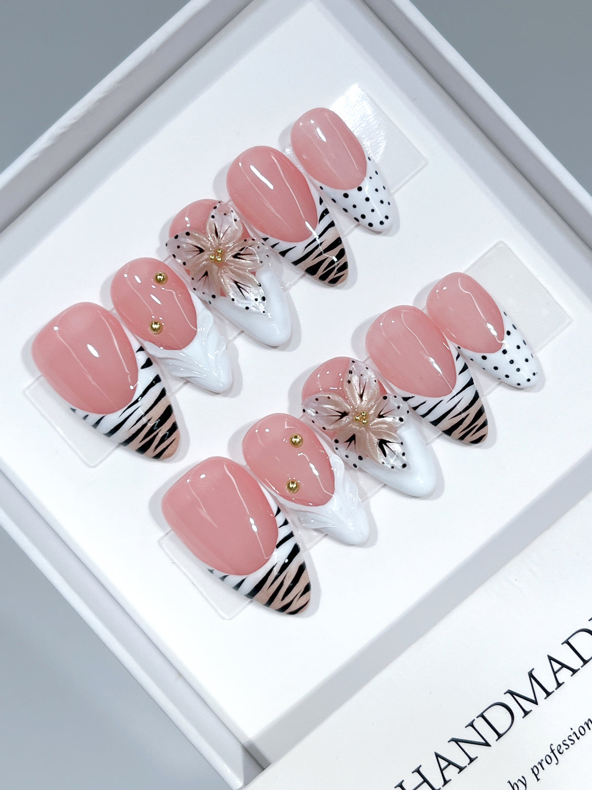 D703 product image 03