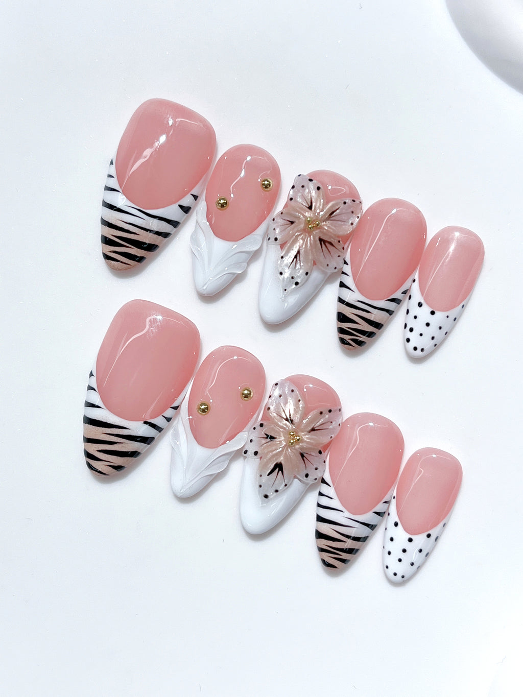 D703 product image 06