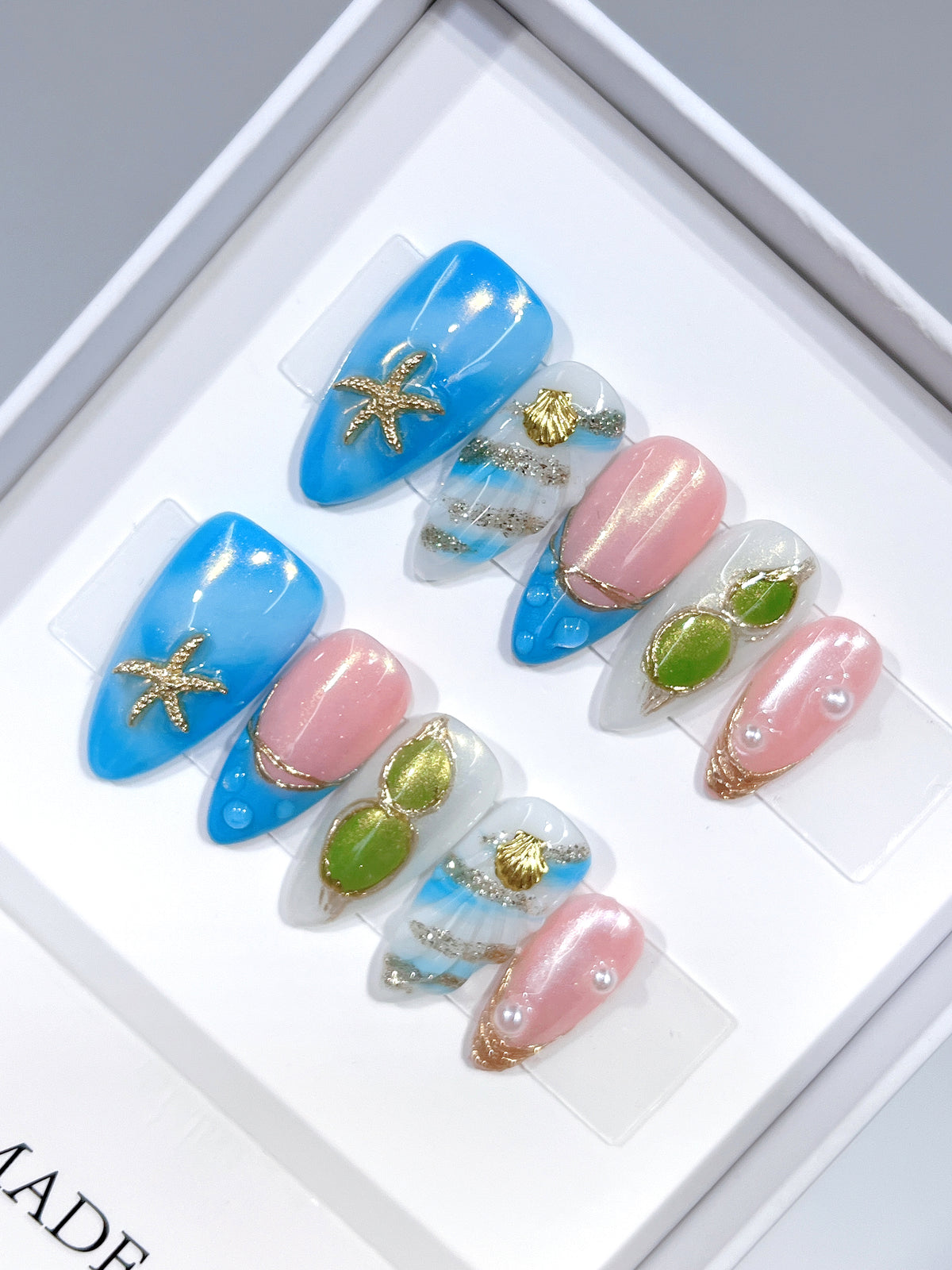 D704 product image 01