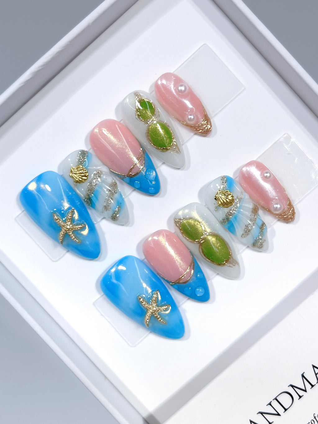 D704 product image 03